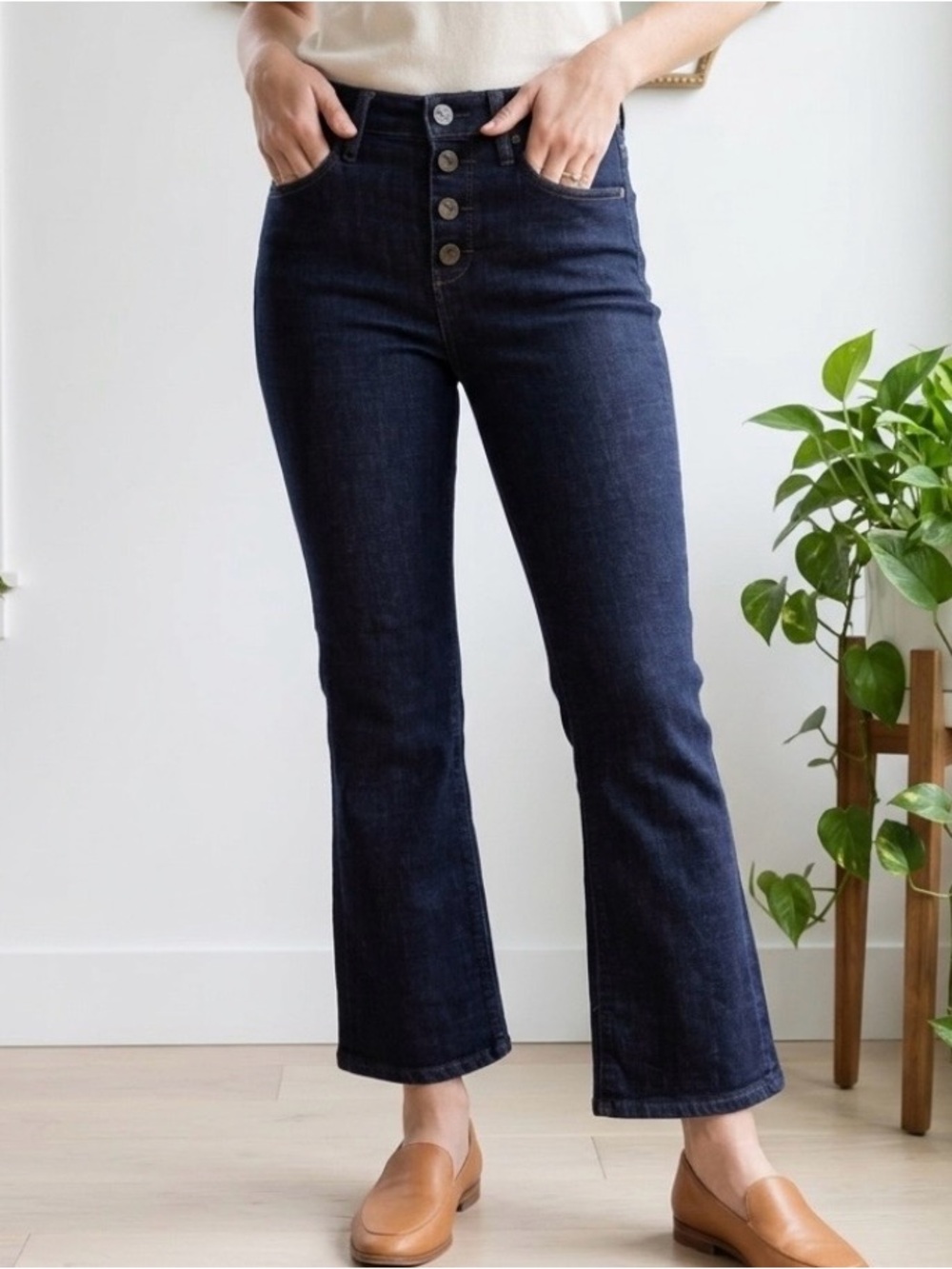Unpublished High Rise Button Fly Cropped Slim Flare Jeans Size 27 (26x26)